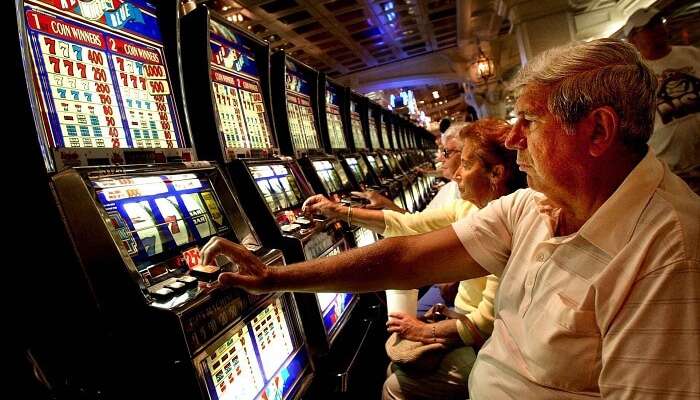 People enjoying games at Flic En Flac Casino – another one of the top casinos in Mauritius