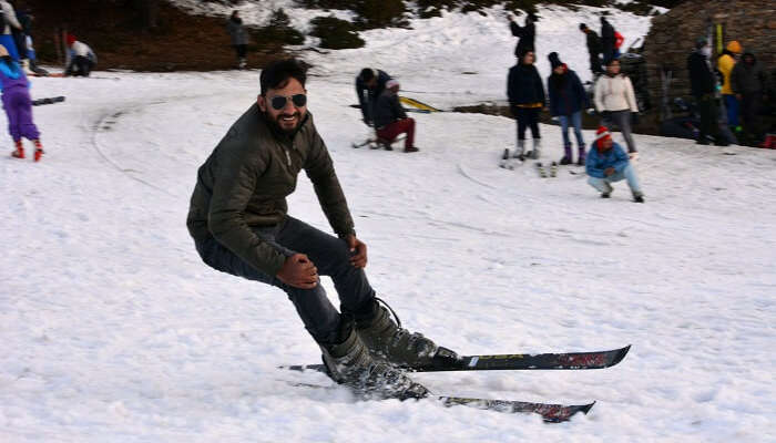 People usually visit Auli for skiing during winters