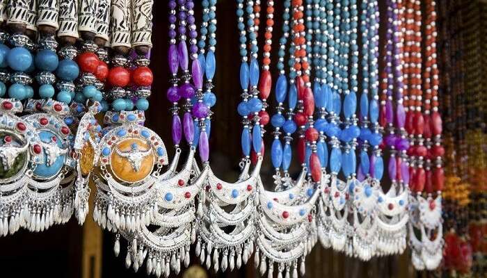 The Mall Road – Shopping Centre