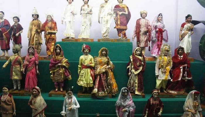 dolls in a doll museum in Delhi