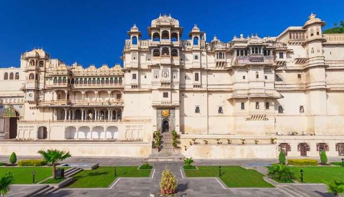 The grand City palace is famous for its royal and splendid architecture