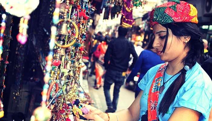 Shopping for trinkets and handicrafts in Sarafa Bazar is one of the best things to do in Pushkar