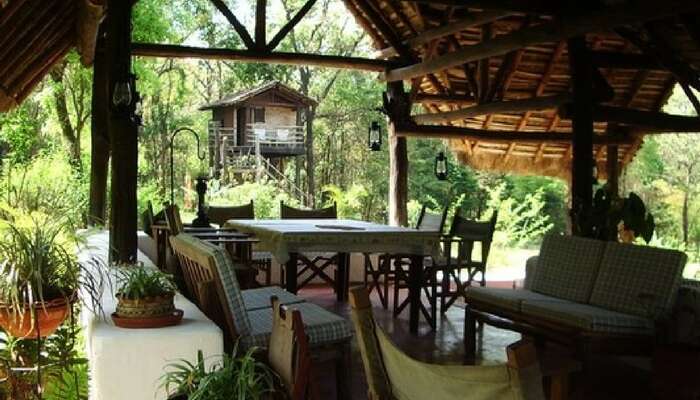 The restaurant at Hermitage Guest House in Belgaum - Karnataka
