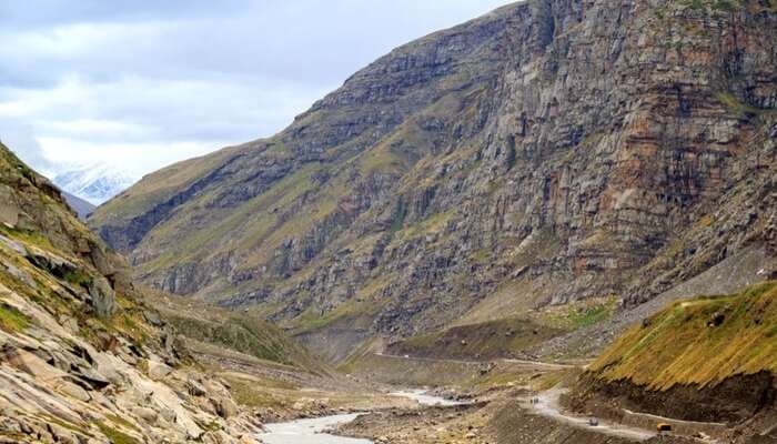  La confluenza dei fiumi Chandra e Bhaga vicino a Rohtang 