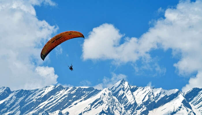 Paragliding ved Rohtang Pass