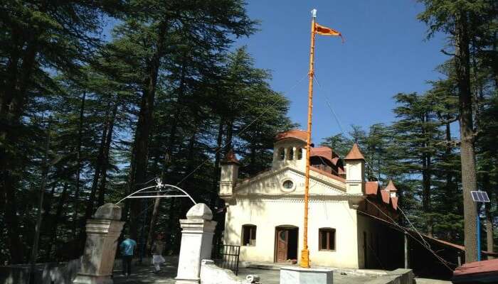 Front view of Gurudwara Sahib, which is among the top Chail tourist attractions