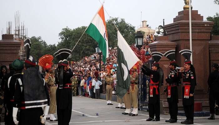 Beating The retreat ceremony in Wagah Border