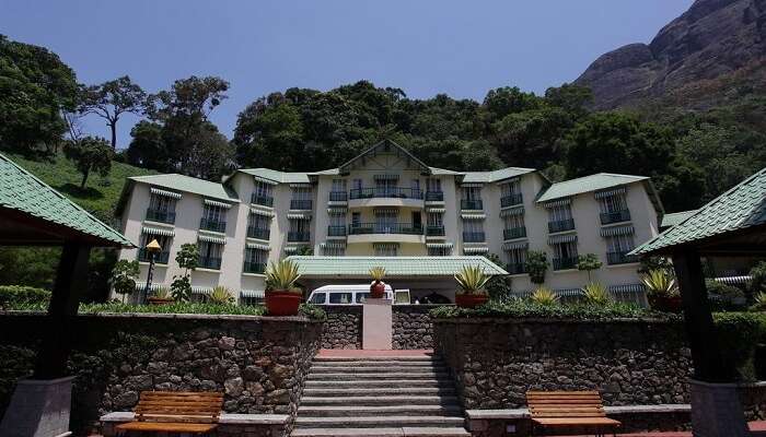 Luxury Hotels In Munnar - 