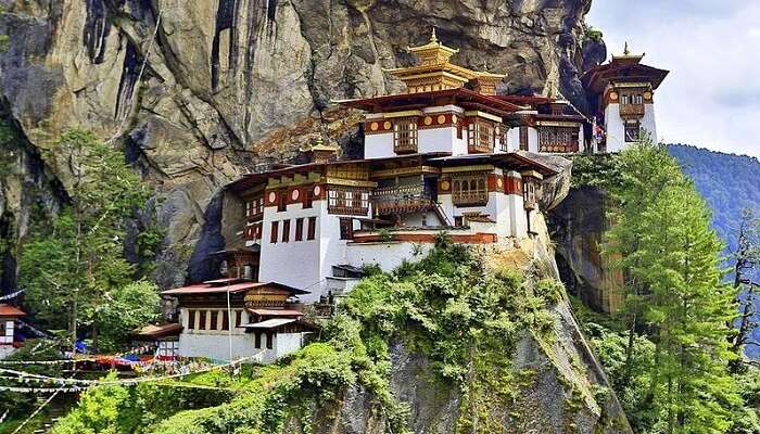 visit tiger's nest in Bhutan