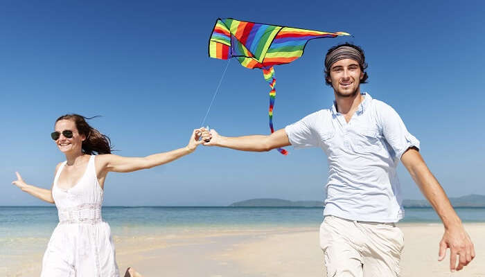 Couple at the Kite Beach, Dubai