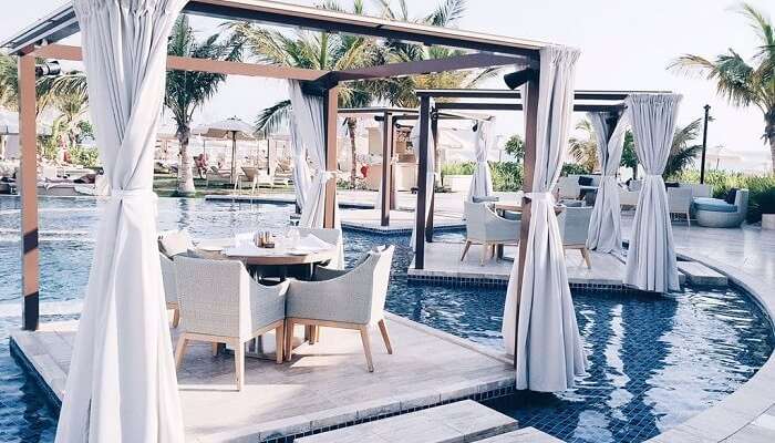Palm Avenue Restaurant in Dubai