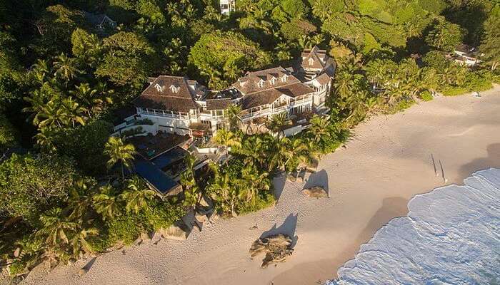 iš oro vaizdas į Banyan Tree Seišeliuose