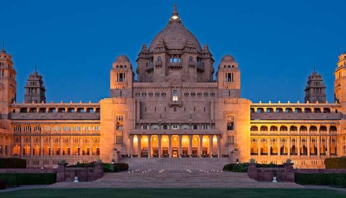 21 Most Romantic Places For Pre Wedding Shoot In India In 2021 places for pre wedding shoot in india