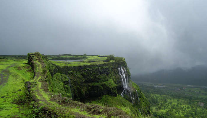 Best Resorts In Lonavala With Views You Could Die For In