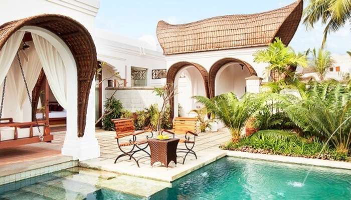 15 Romantic Pool Villas Under 20k In 2020 What S Special