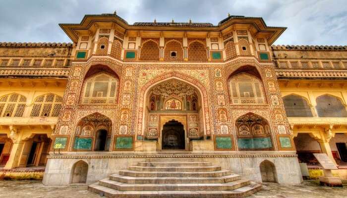beautiful entrance of Amber palace in Jaipur 
