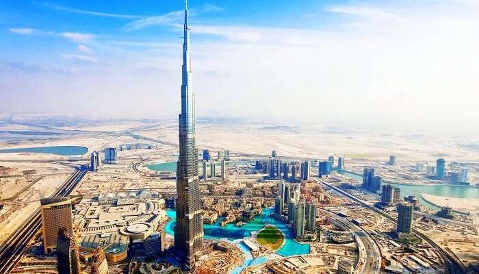 climb burj khalifa for awesome views