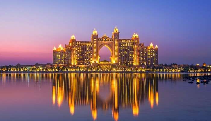 where to stay in dubai