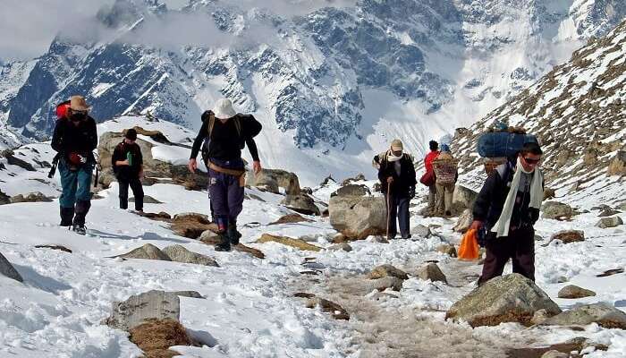 Trekking in Manali