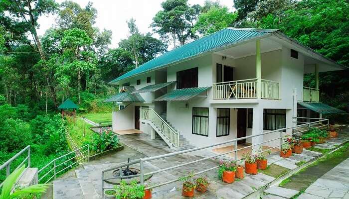 22 Lavish Cottages In Munnar For Homelike Comfort In 21