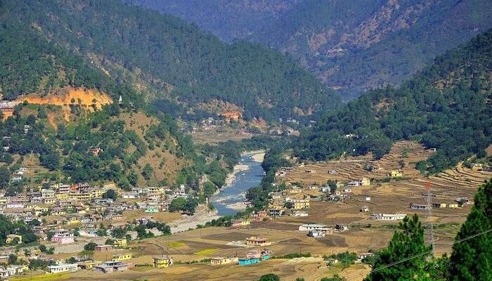 go on a trip to Bageshwar, one of the ebst places to visit near nainital