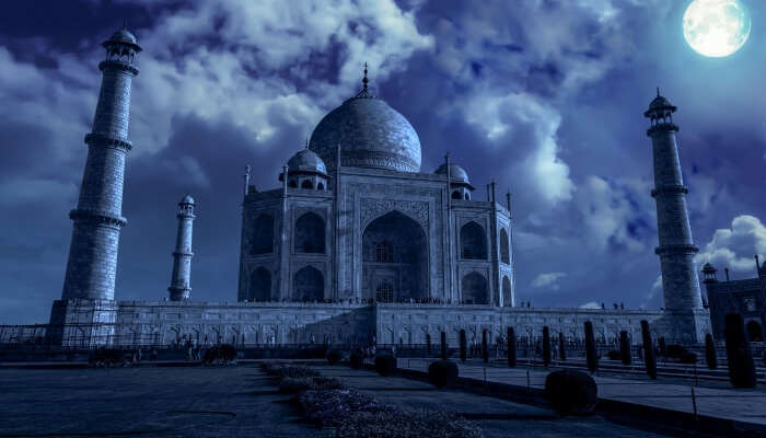 Taj Mahal during full moon 