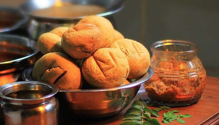 Daal Baati, best street food in udaipur