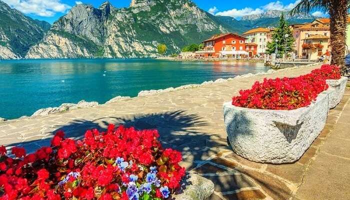 Pristine Lakes In Italy That Will Compel You To Visit Europe