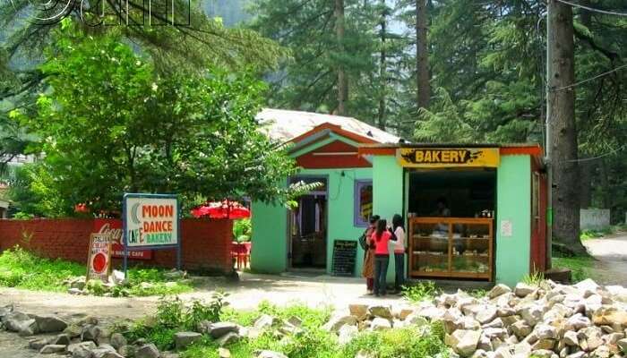 10 Best Cafes In Kasol For The Perfect Food High