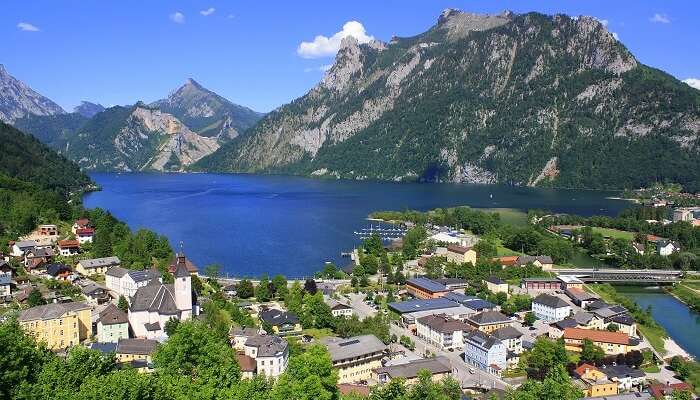 Traunsee lake austria