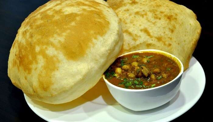 chhole bhature