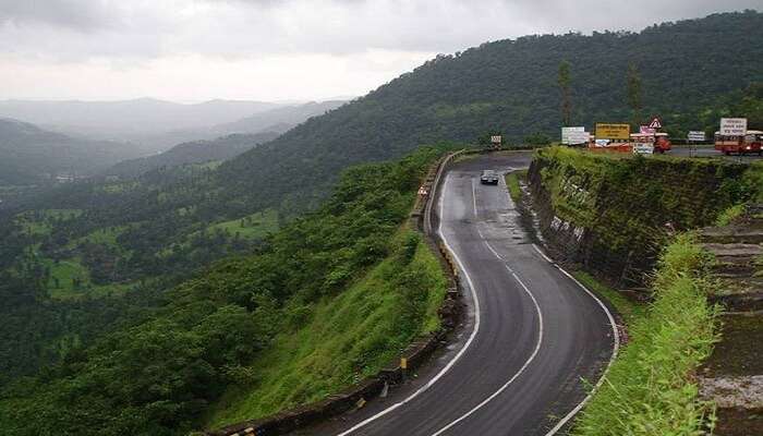 10 Beautiful Highways In India Studded With Splendid Views For 2020!