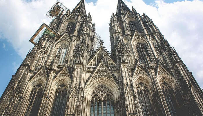 the iconic & beautiful Cologne Cathedral