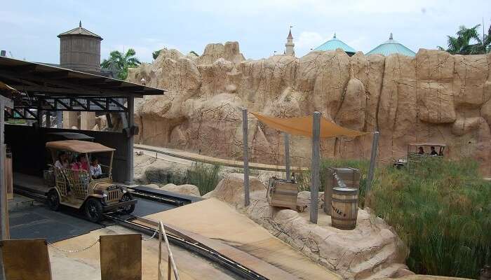 Why Is Universal Studio Singapore A Favorite Theme Park In 2020