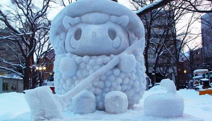  Vea el festival de arte de la nieve en Sapporo