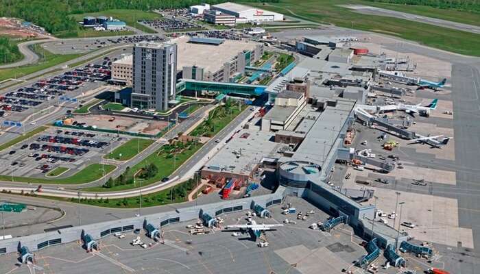 18 Airports In Canada That'll Make 