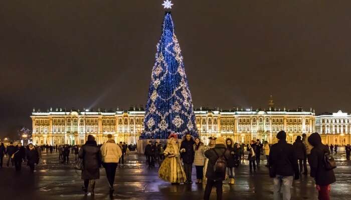 St Petersburg Christmas Parade 2021