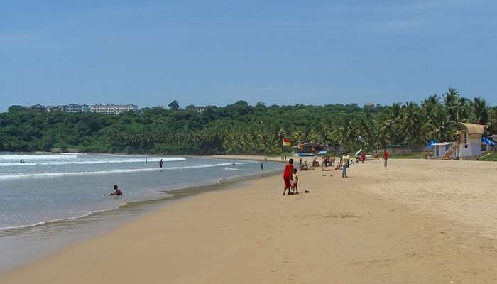 goa beach aunties