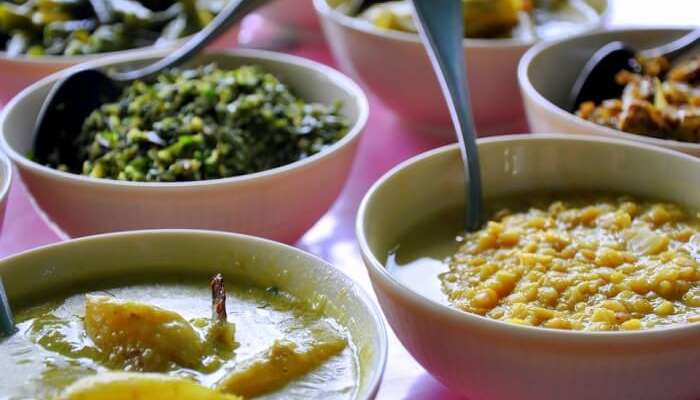 Food Dinner Meal Curry Sri Lanka Bowls