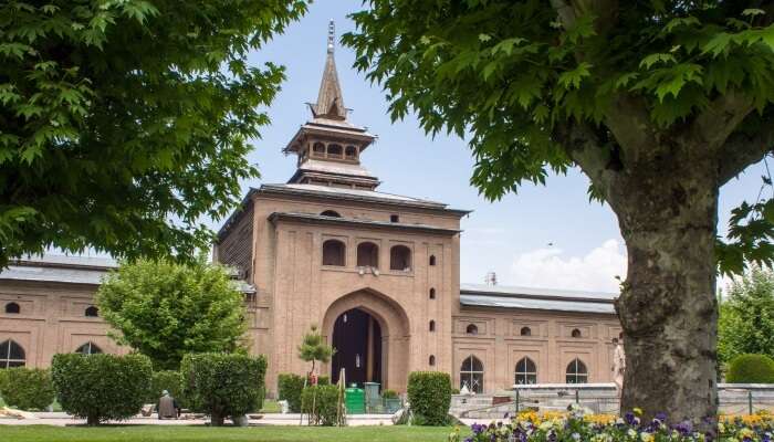 a mosque and a garden