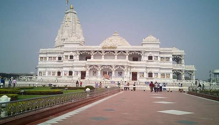 famous temple in Mathura
