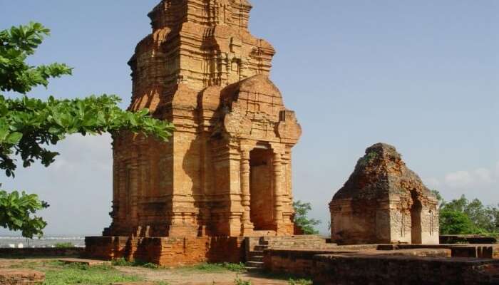 Poshainu Cham Towers, Mui Ne