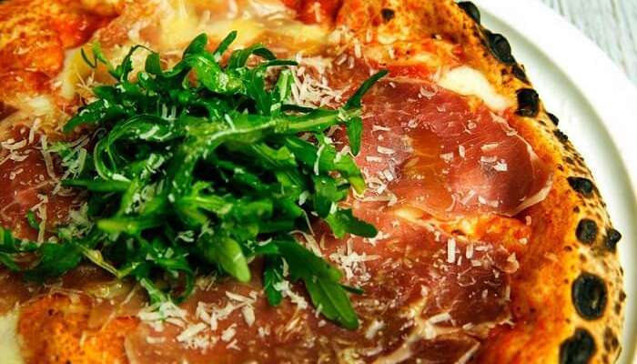 25 Best Romantic Restaurants In Kolkata For A Fun 2019 Date
