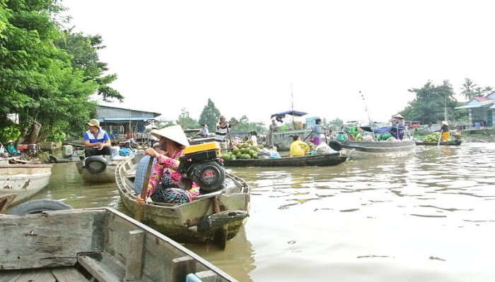 Phong Dien Floating Market