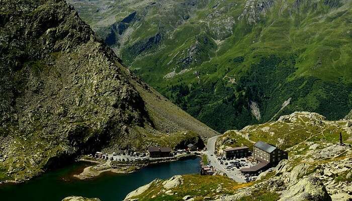 Montaña de San Bernardo en Suiza