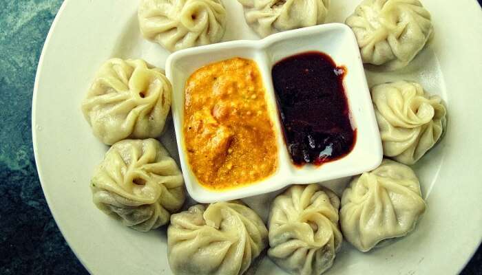 Momos