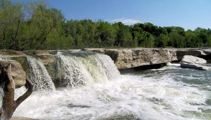 Bevar Falls