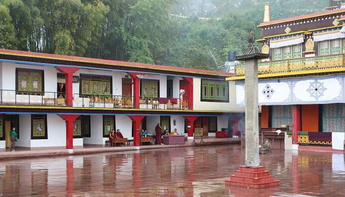 700px x 400px - Rumtek Monastery: Find Some Solace Here On Your Sikkim Trip In 2020