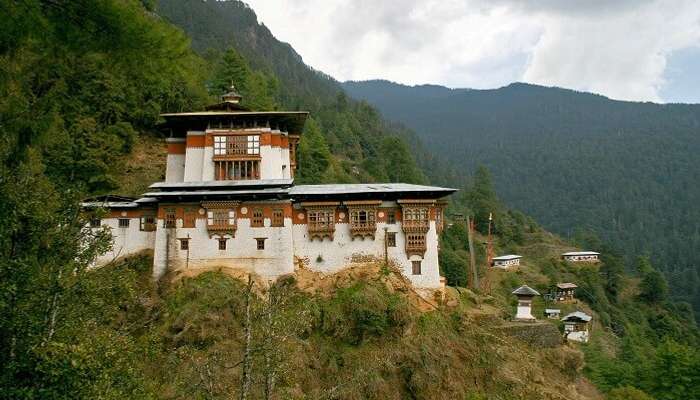 most popular and famous Buddhist temples in Bhutan