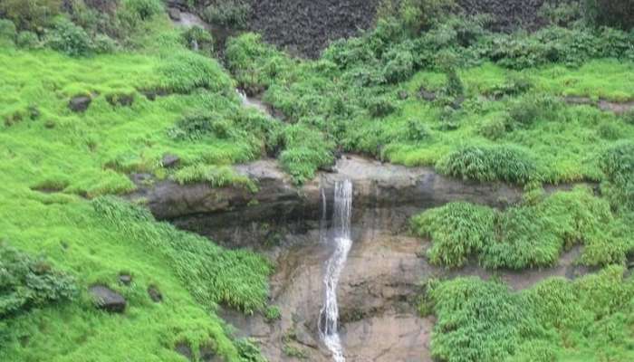 Vihigaon Waterfall